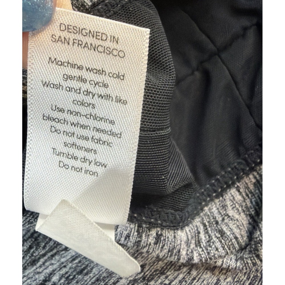 Athleta Womens XS Gray Hooded Pullover Top Long Sleeve Heathered Activewear - Picture 5 of 8